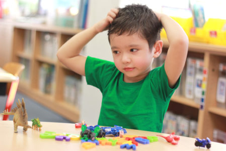 head lice symptoms